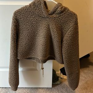 Fuzzy cropped hooded sweater